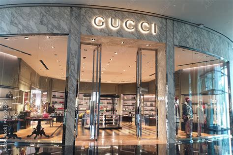 sconti gucci the mall|Gucci factory store florence.